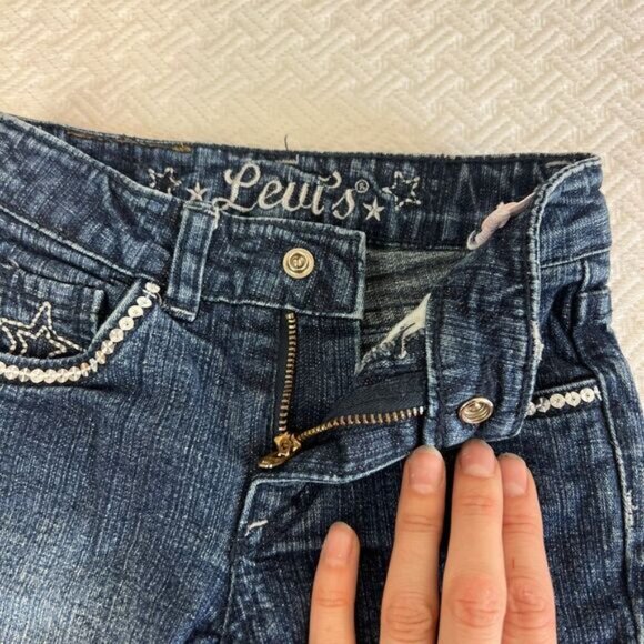Levis Girls 2T Toddler Embroidered Fare Bell Bottom Embroidered Sequin Jeans - Picture 8 of 13